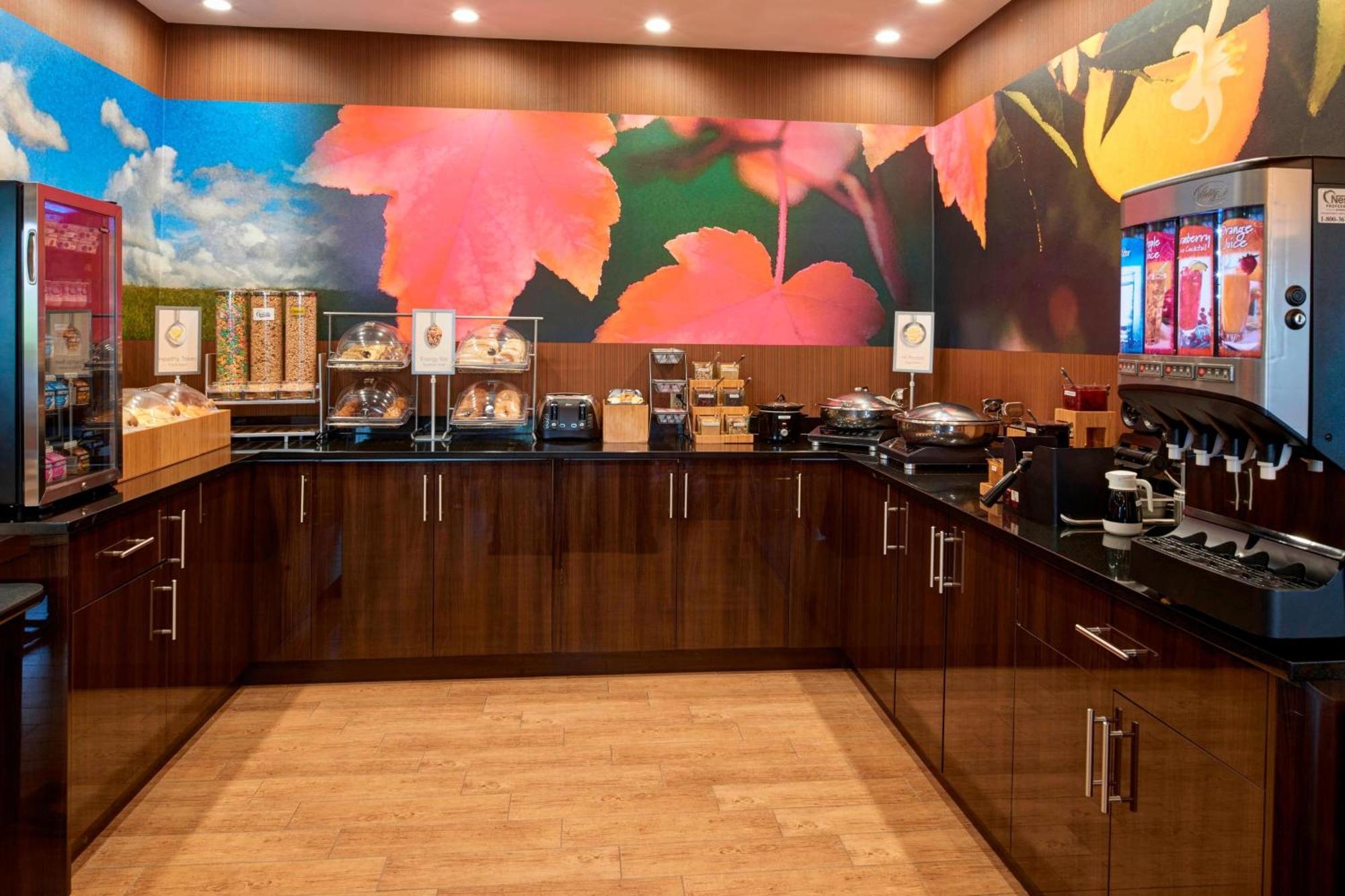 Fairfield Inn By Marriott Richmond New Paris Ngoại thất bức ảnh