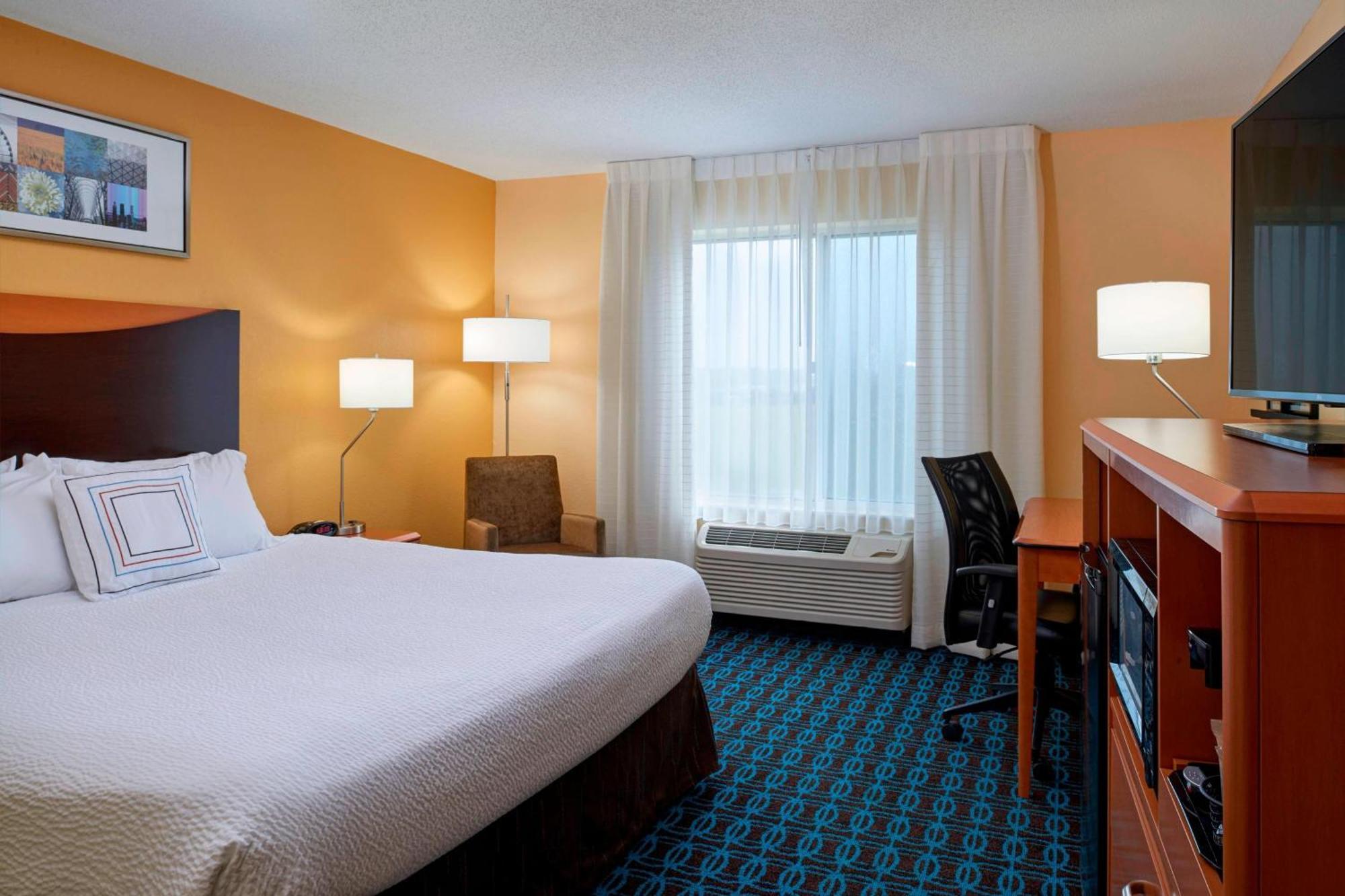 Fairfield Inn By Marriott Richmond New Paris Ngoại thất bức ảnh