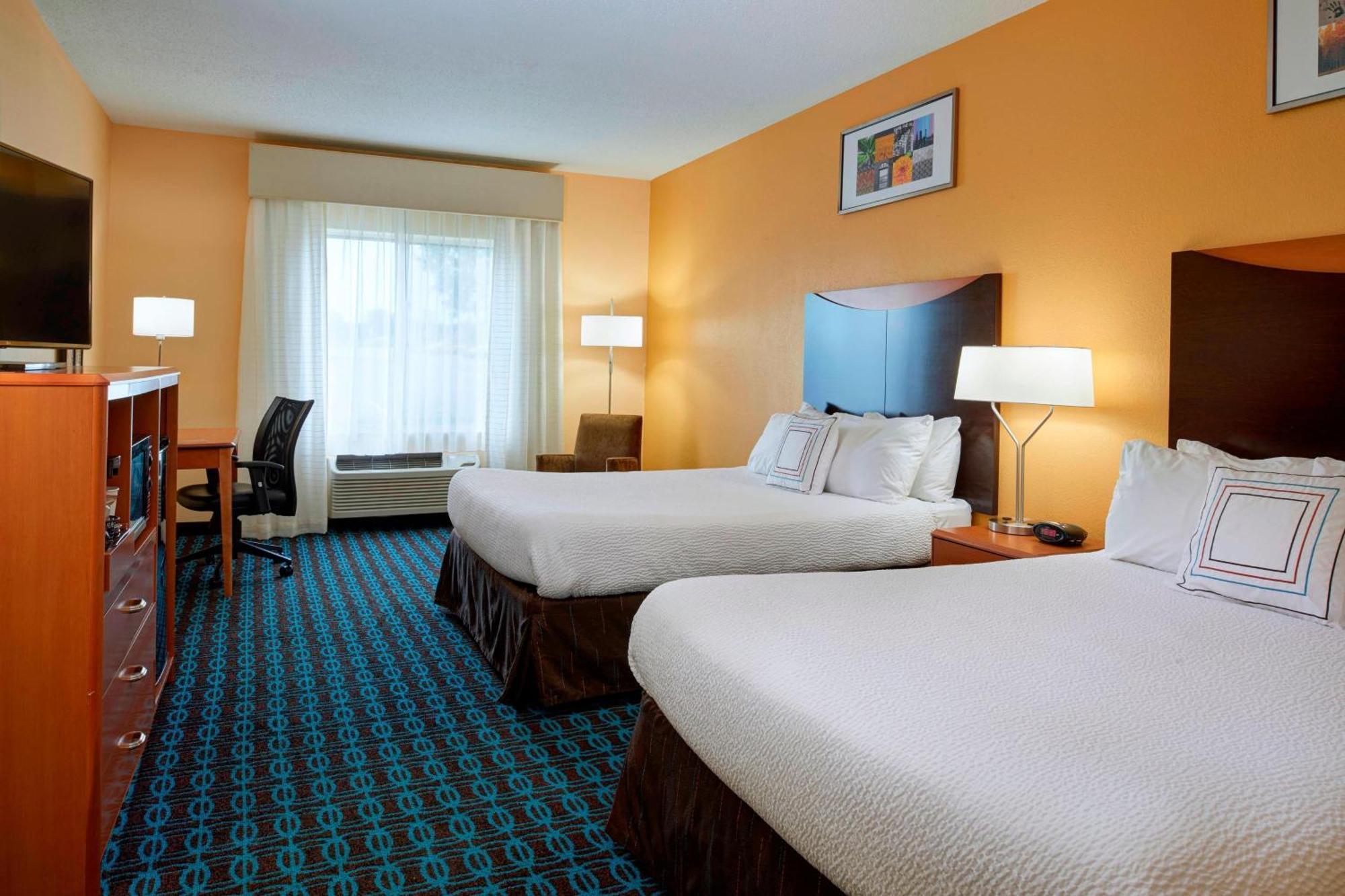 Fairfield Inn By Marriott Richmond New Paris Ngoại thất bức ảnh
